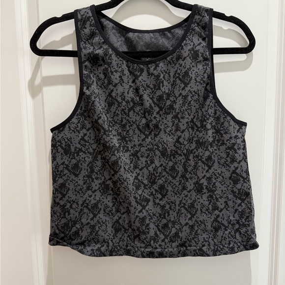 MAKE AN OFFER! 

Tangerine Black and Gray Patterned Tank Top - Picture 1 of 7